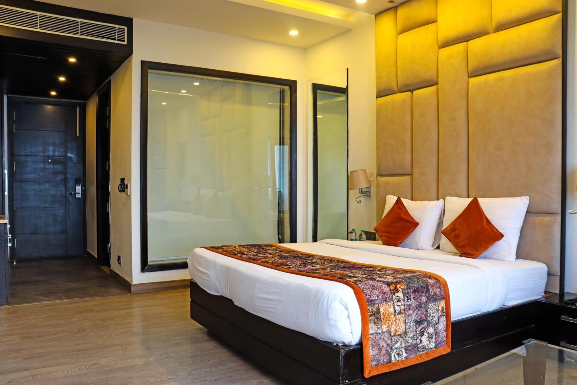 Rosetum Kasauli Hotell Exteriör bild