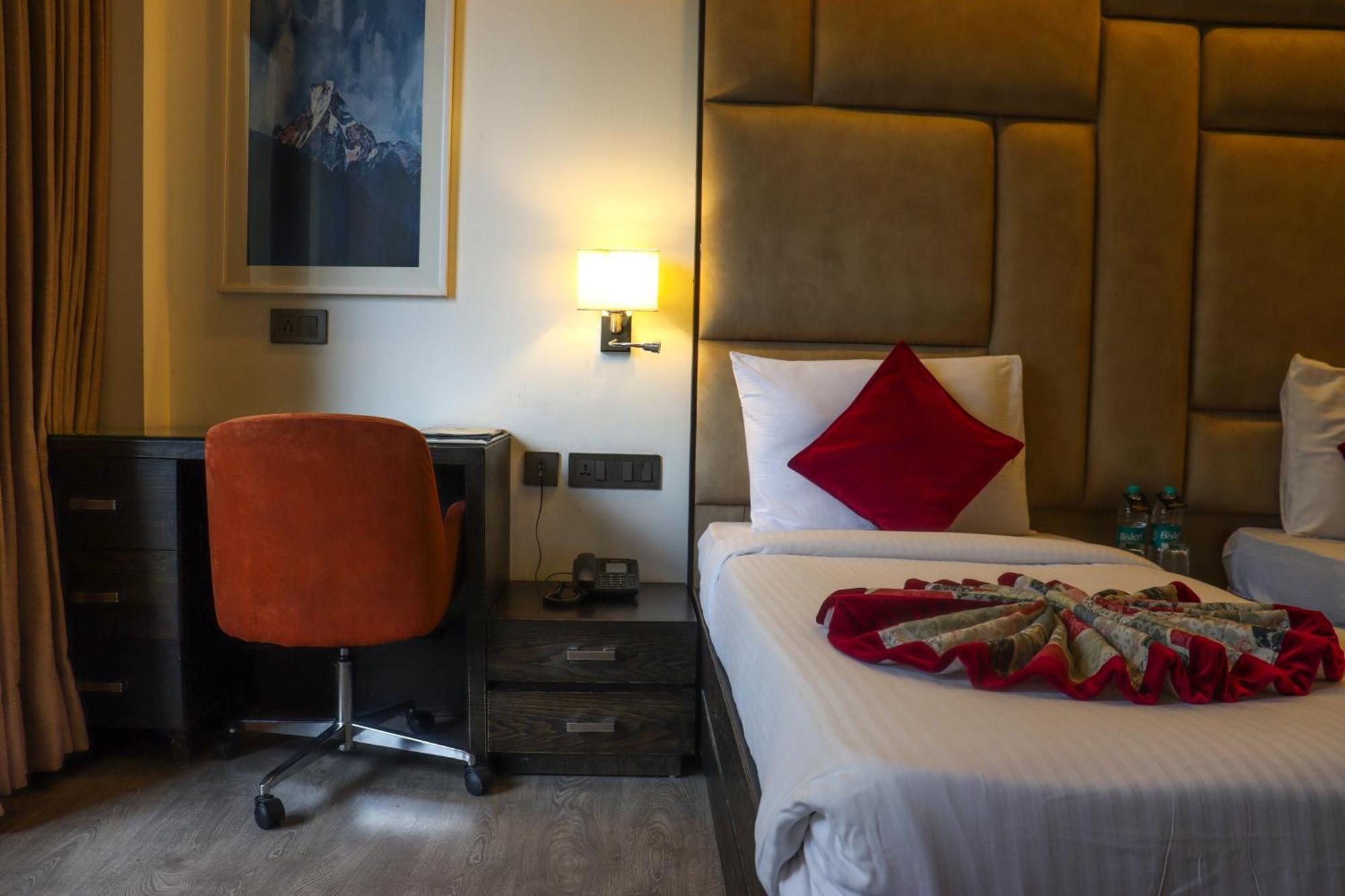 Rosetum Kasauli Hotell Exteriör bild